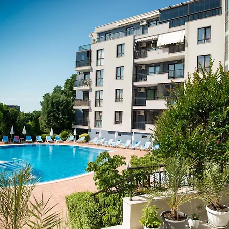 In Amphora Palace Appartement *