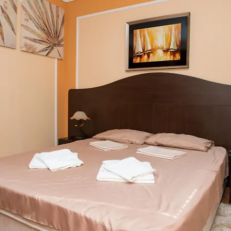 In Amphora Palace Appartement *
