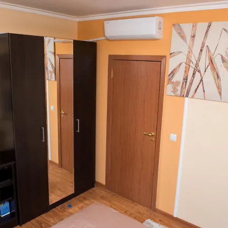 Appartement In Amphora Palace *